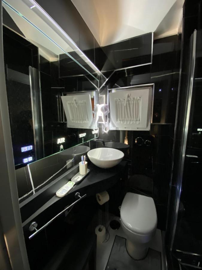 Samm B&B Porta San Gennaro 나폴리 외부 사진